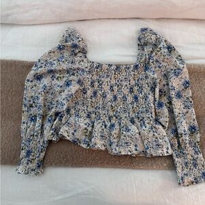 En Saison Blue Floral Smocked Top